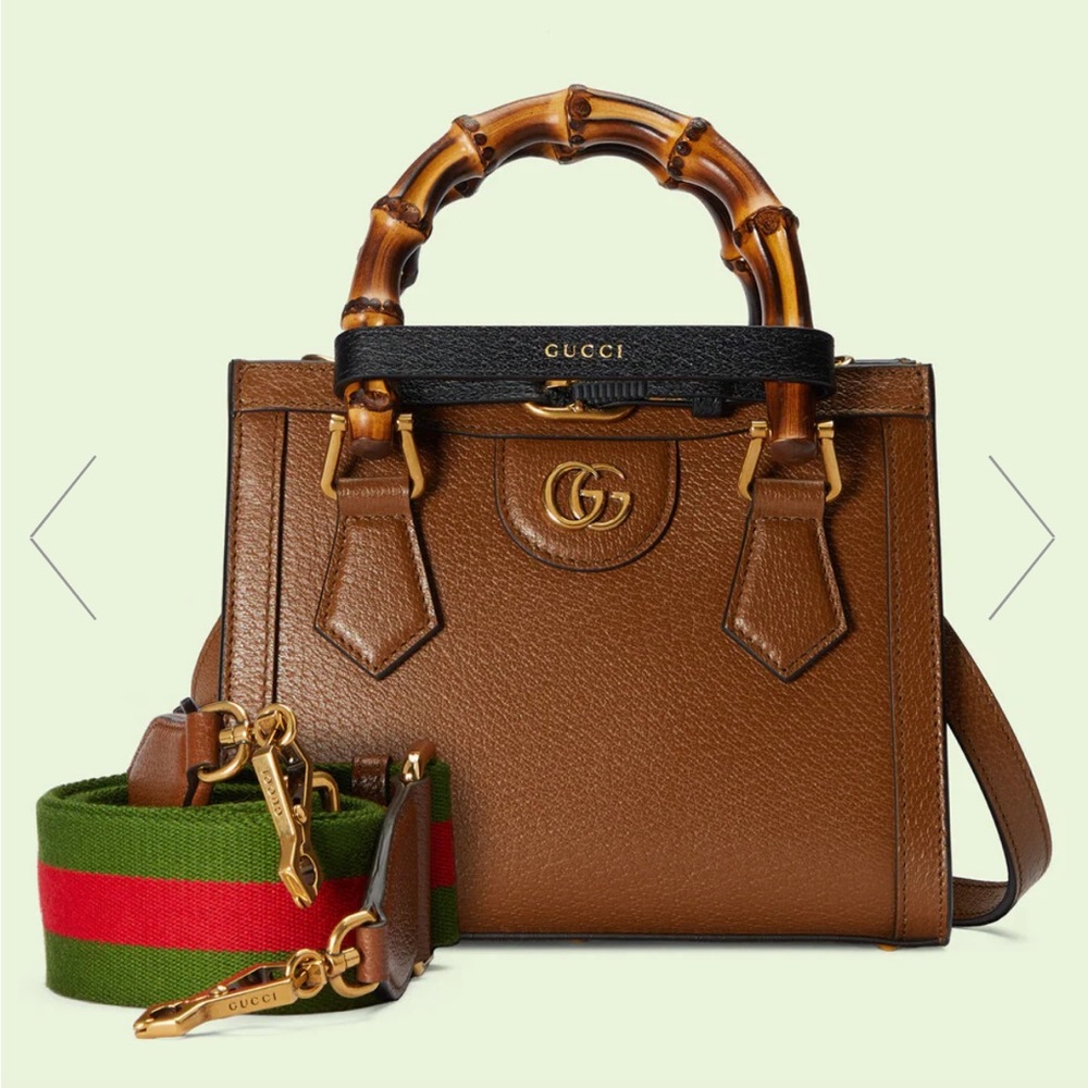 Gucci Diana Mini tote bag - gold hardware & 2 decorative belt handles.